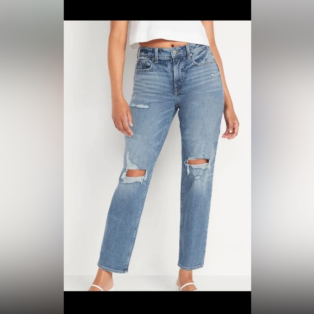 Old Navy ripped mom jeans